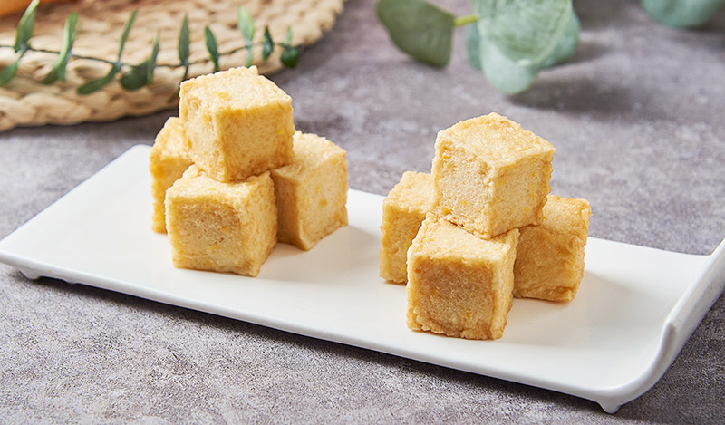 咸蛋黄鱼豆腐Salted Egg Yolk Fish Tofu